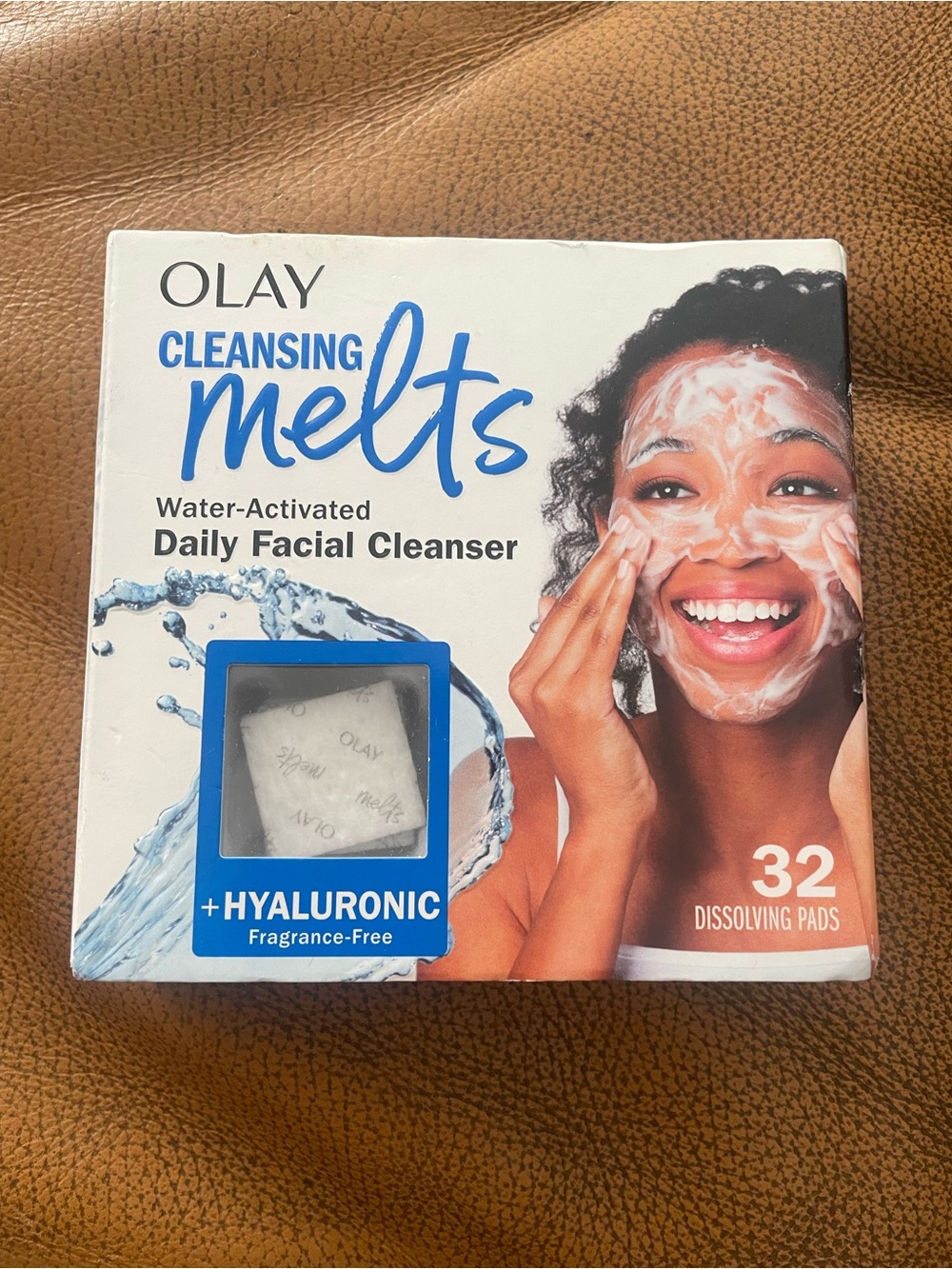 OLAY Cleansing Melts Daily Facial Cleanser - Blue & White Packaging